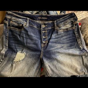 Maurices 13/14 capris